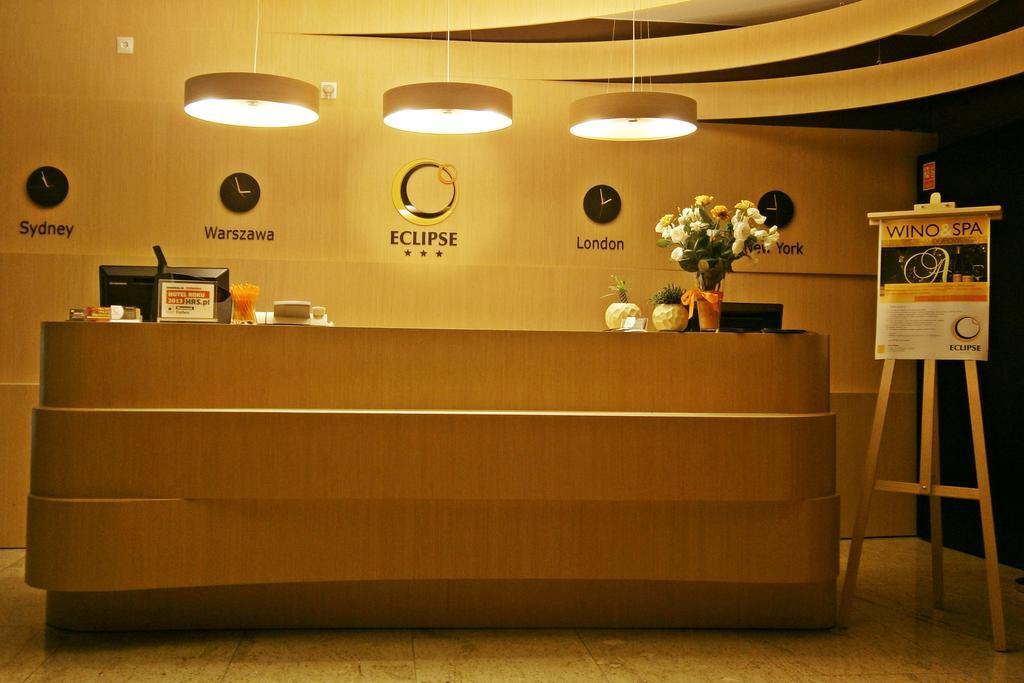 Hotel Eclipse Domasław Esterno foto